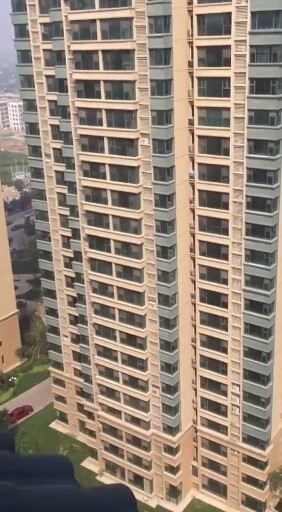 27楼电梯坏了和耀阳走上来的