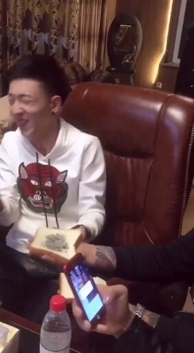 我老公我不嫌弃吃完多刷几遍牙