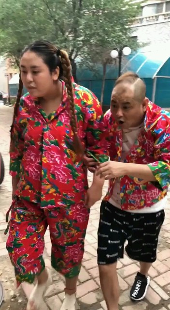 真是绝配😂😂😂