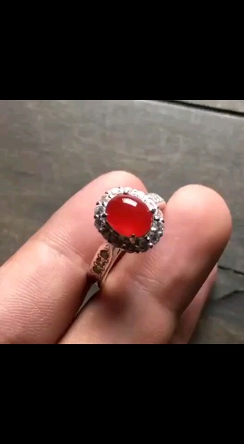 冰种宝石红红翡戒面