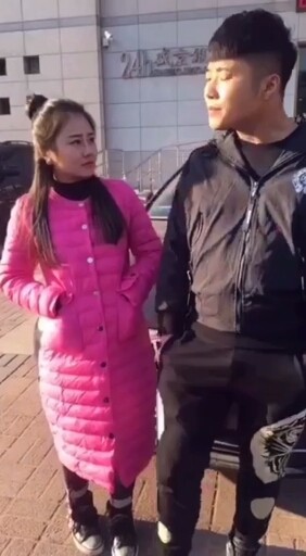 1月份的视频感觉白哥好可爱