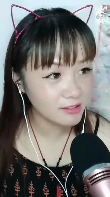 快来看美女聊光棍的苦！