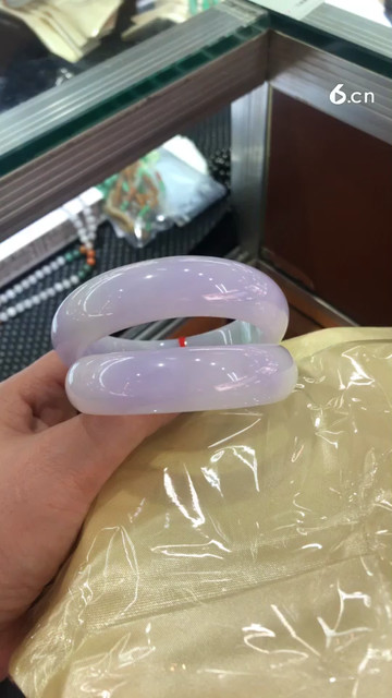 新货春色手镯