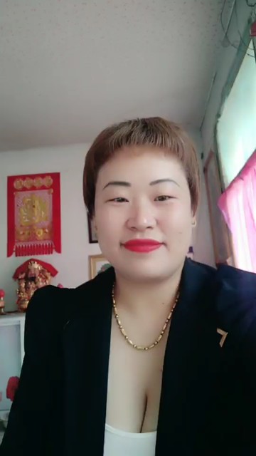 要抱抱！你抱的动我吗？