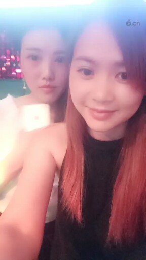 美女美女美女