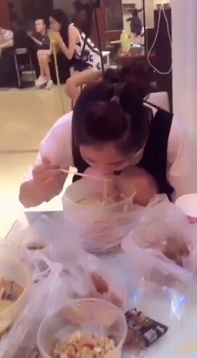 媳妇在外面女孩纸在家依赖我