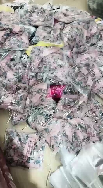 喜欢美衣宝宝们加我呦，