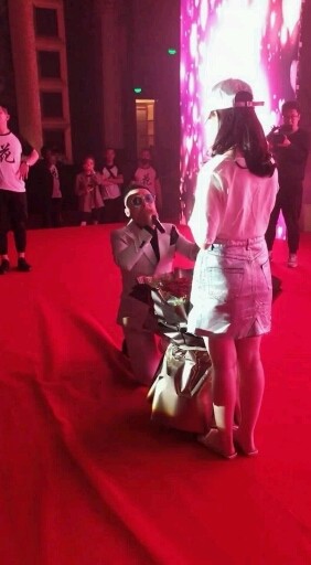 一定要幸福期待你们婚礼