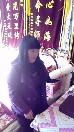 奇葩的杯子。