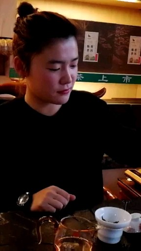 我太太是个东方美人