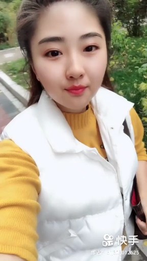 身后空无一人