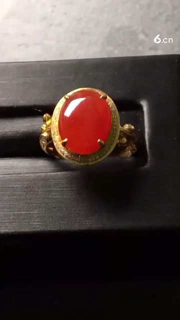 18k黄翡戒指
