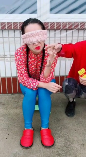 兄弟们乐呵一下