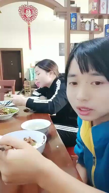 😂