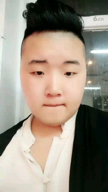 哈哈