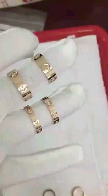 男神女神款