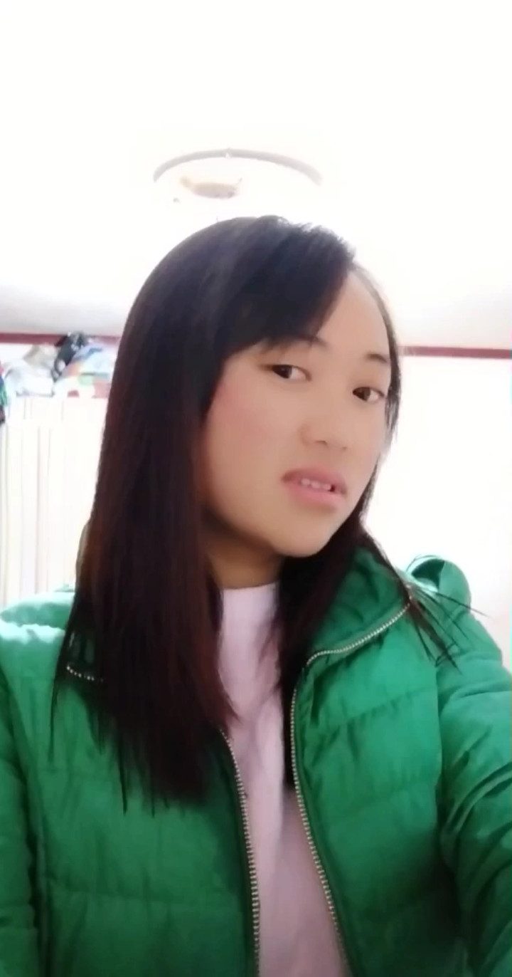 你的眼角流着我的泪