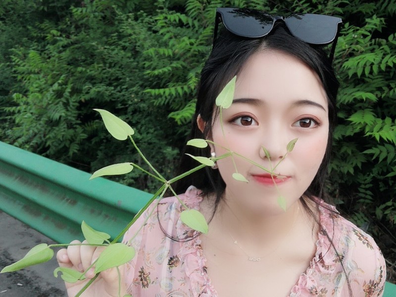 与世无争♞♥的主播海报