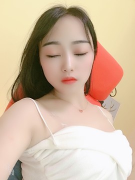 新人初初ღ主播照片