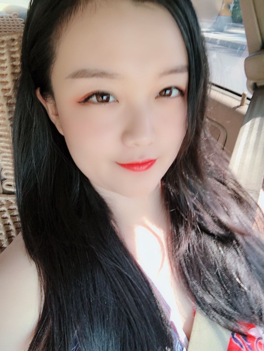 莹baby21的主播照片