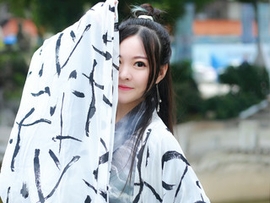 -W，q主播照片