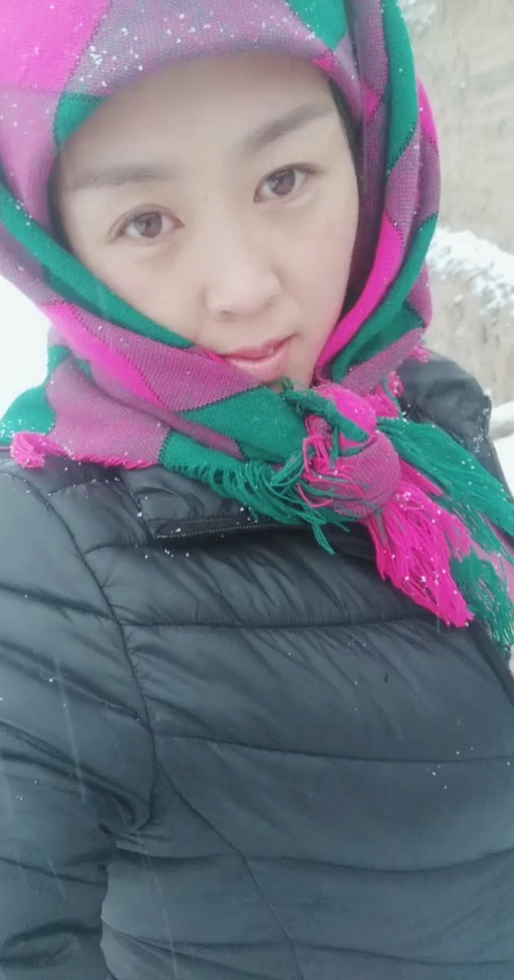 天在下雪我在想你