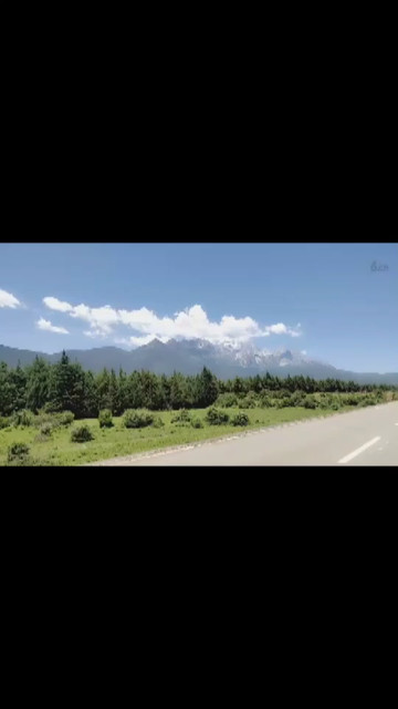 遠眺雲南玉龍雪山