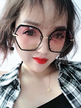 雅雅雅妹主播照片