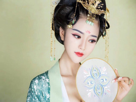 永远都是好心情主播照片