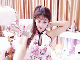 秋天yc主播照片