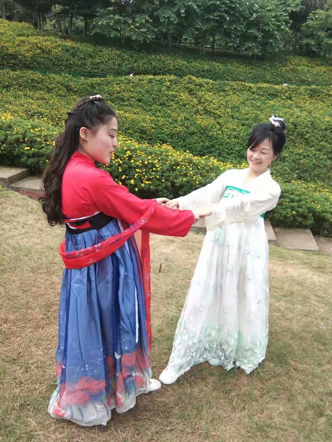 っღ.泡．沫。的图片