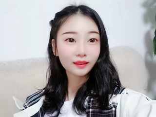 ??就親貳口??的主播照片