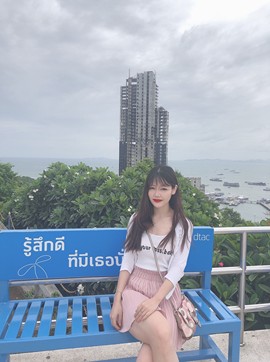 等我上学的~主播照片