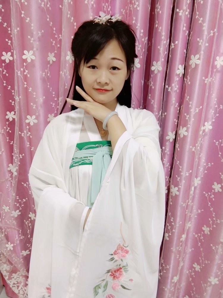 っღ.泡．沫。的图片