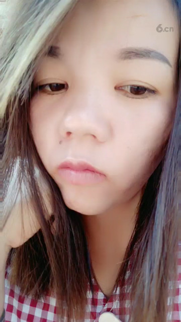 老了，怕冷坐门口晒太阳🌻🌻