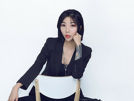 鲍尔山.托尼主播照片