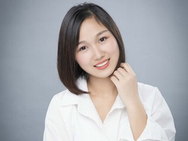 看直播吃泡面主播照片