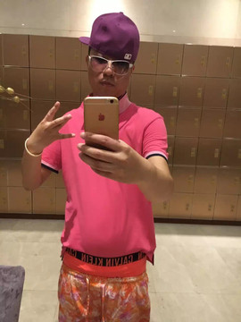 ♬茄酒人生♫主播照片