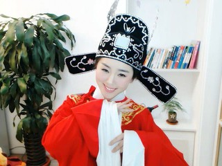 ，港湾哥的主播照片