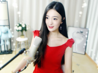 虎寶暫退??的主播照片