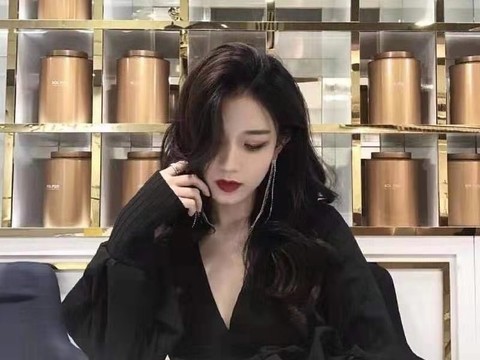 黎黎吖💕喊麦唱歌海报