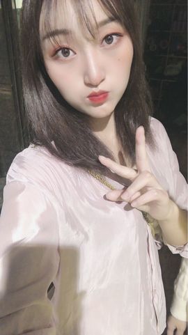 小左←主播照片