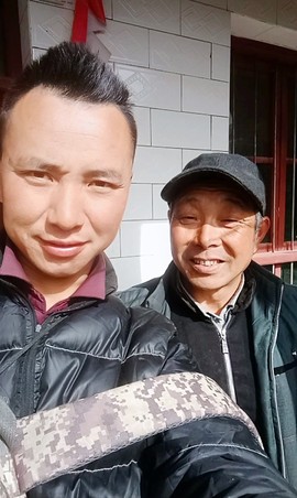 暖阳在国外主播照片