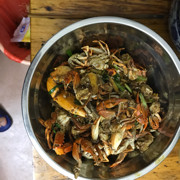 “默默的守护”海报