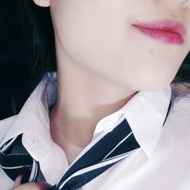 °小巷裏的女流氓主播照片
