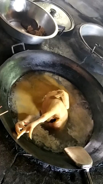 白切鸡，味道很好的，大家来尝尝