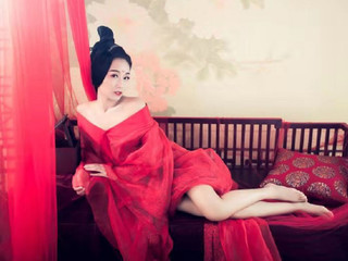 黄兴三的主播照片