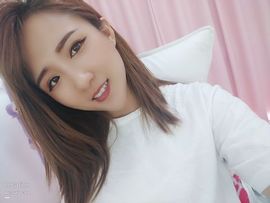 婷儿～25号休主播照片