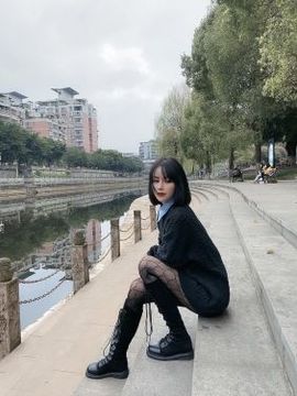 小恐龙第一天播主播照片