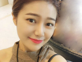 伤心💔的泪主播照片